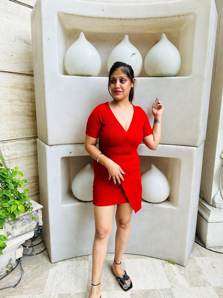 Dadar call girl